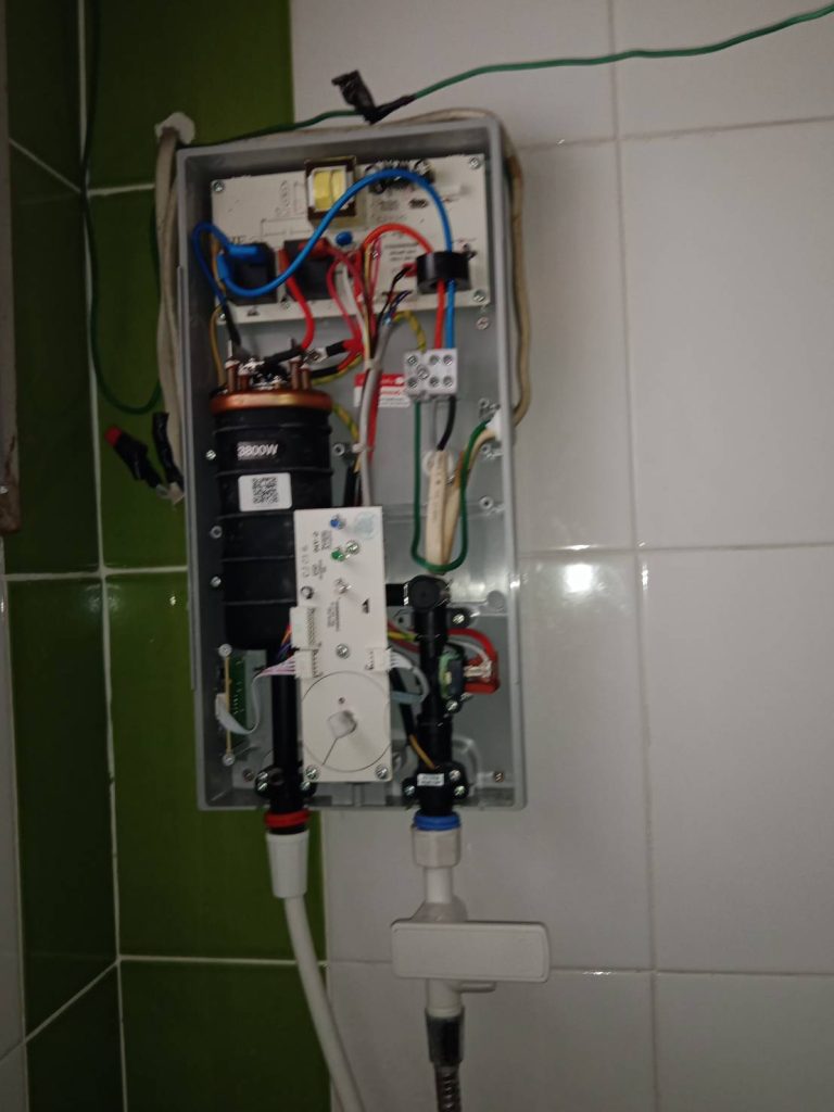 เครื่องทำน้ำอุ่น