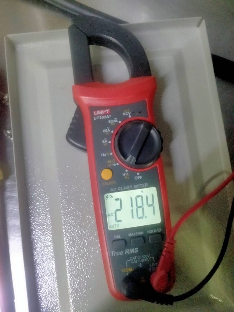 clamp meter