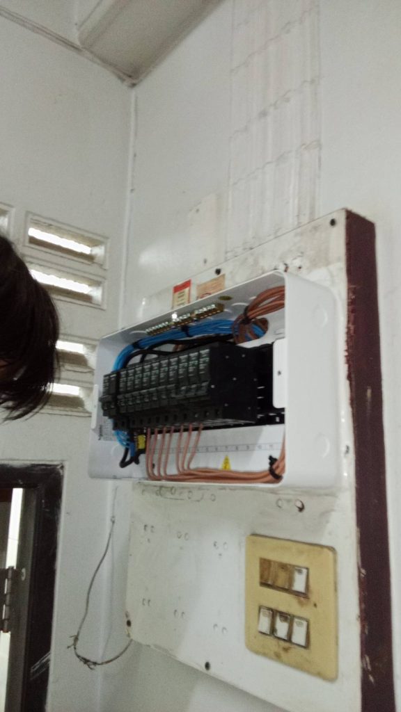 ติดตั้งตู้คอนซูมเมอร์