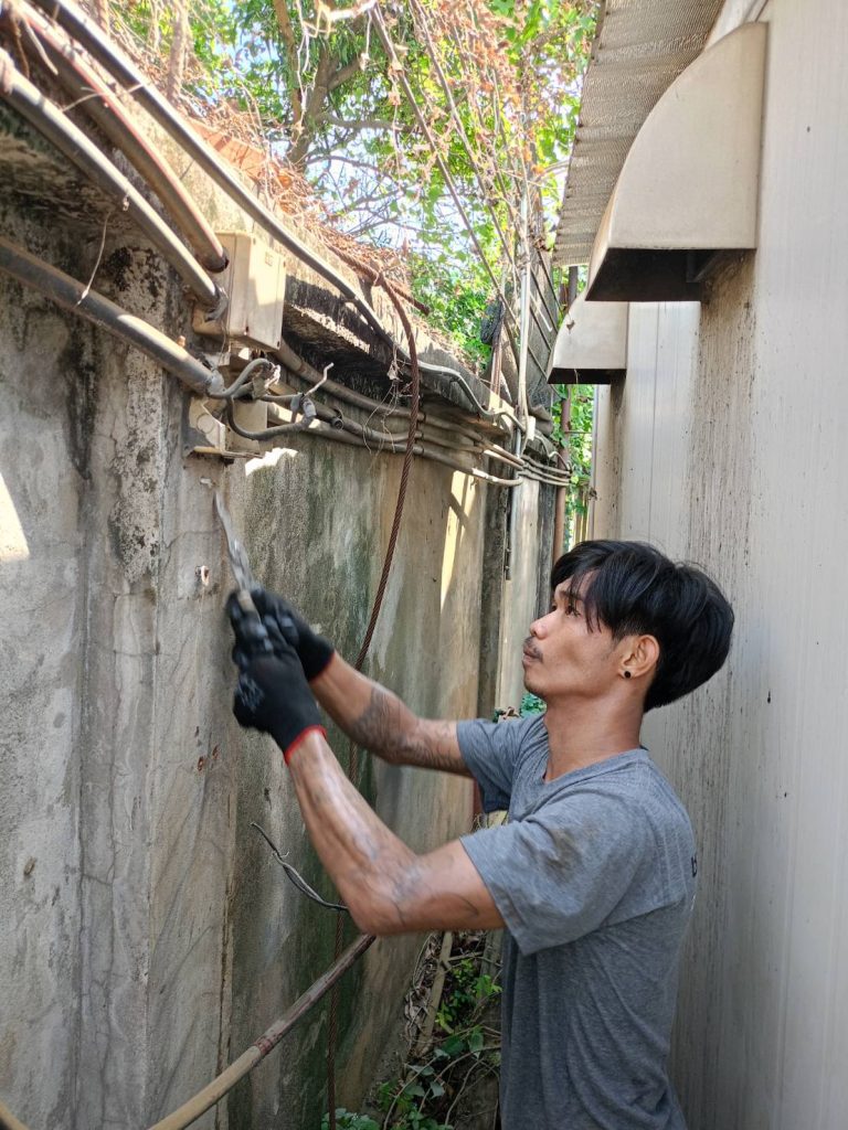 ซ่อมเปลี่ยนกล่องพักสาย