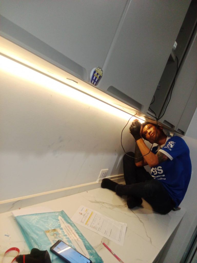 ติดตั้งไฟเส้นLED