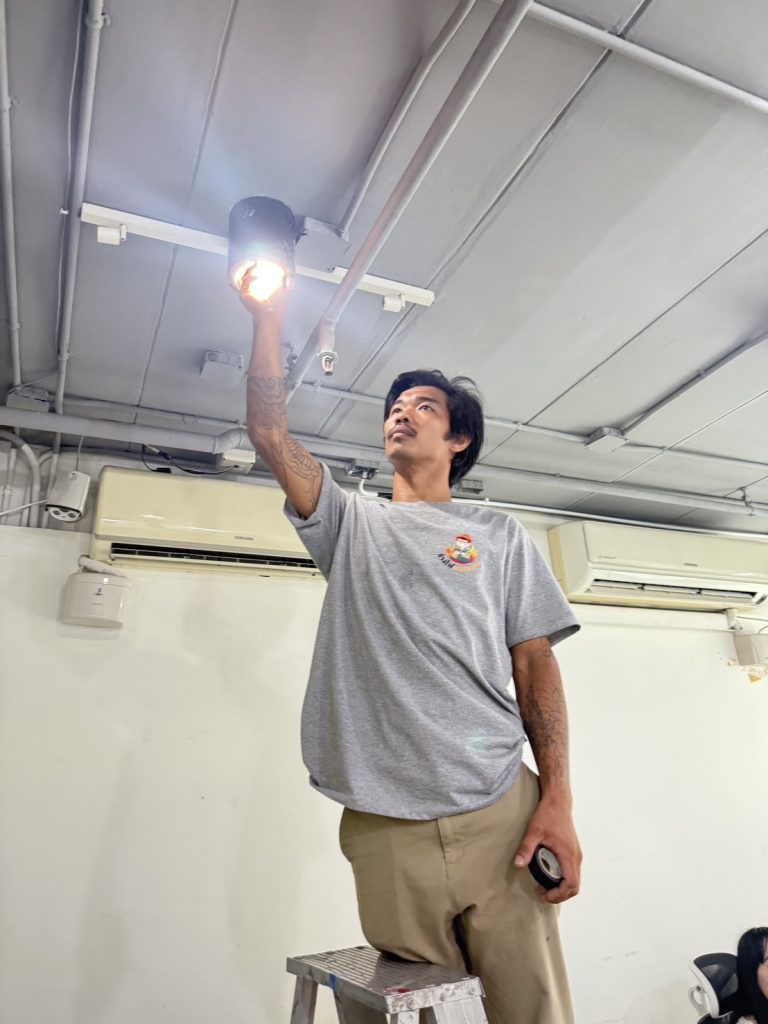 ติดตั้งดาวน์ไลท์