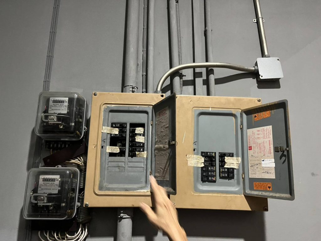 ตู้โหลดเซ็นเตอร์