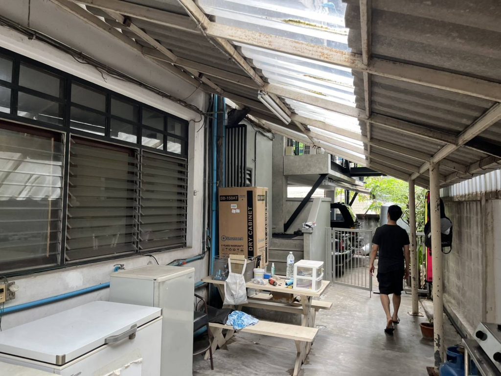 แนวท่อสายไฟ