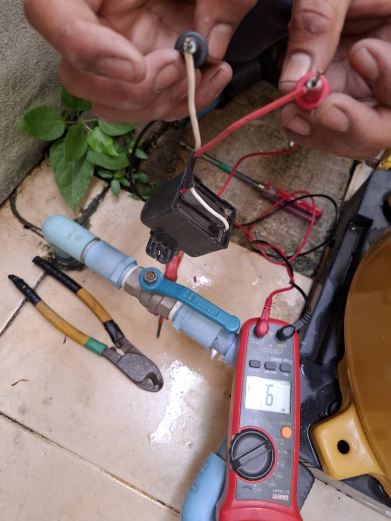 ตรวจเช็กคาปาซิเตอร์ ปั๊มน้ำ