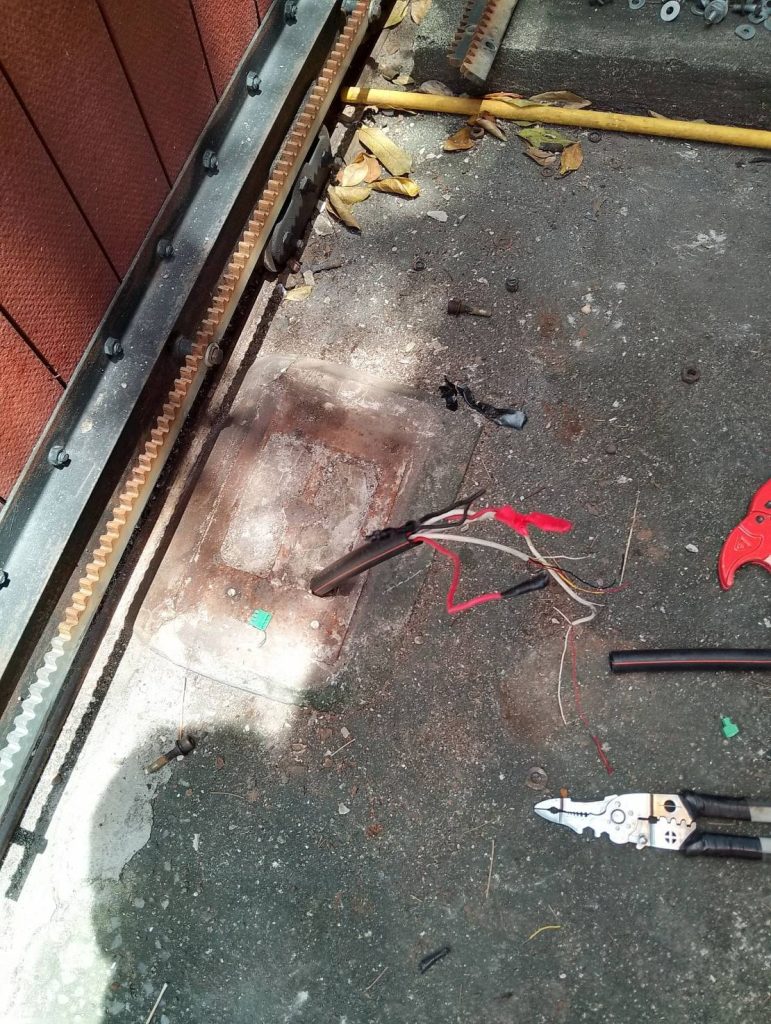 จุดติดตั้งมอเตอร์ประตูรีโมท