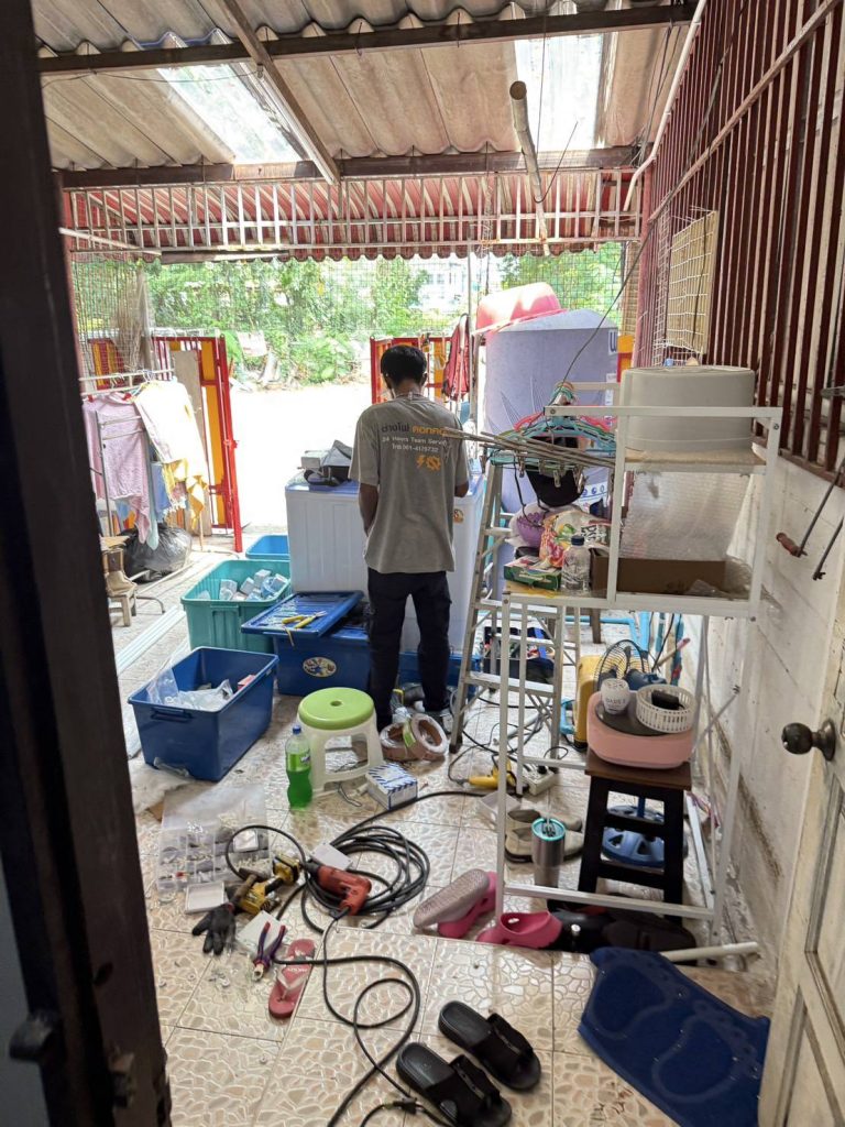 ช่างไฟและ การทำงาน