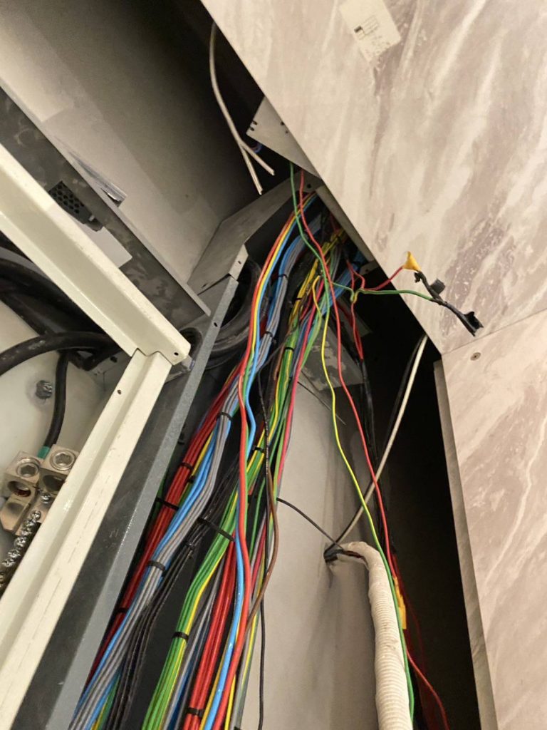 สายไฟเข้าตู้คอนซูมเมอร์