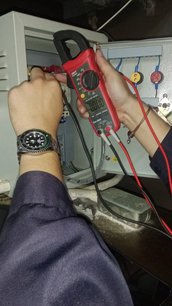 วัดไฟตู้คอนซูมเมอร์