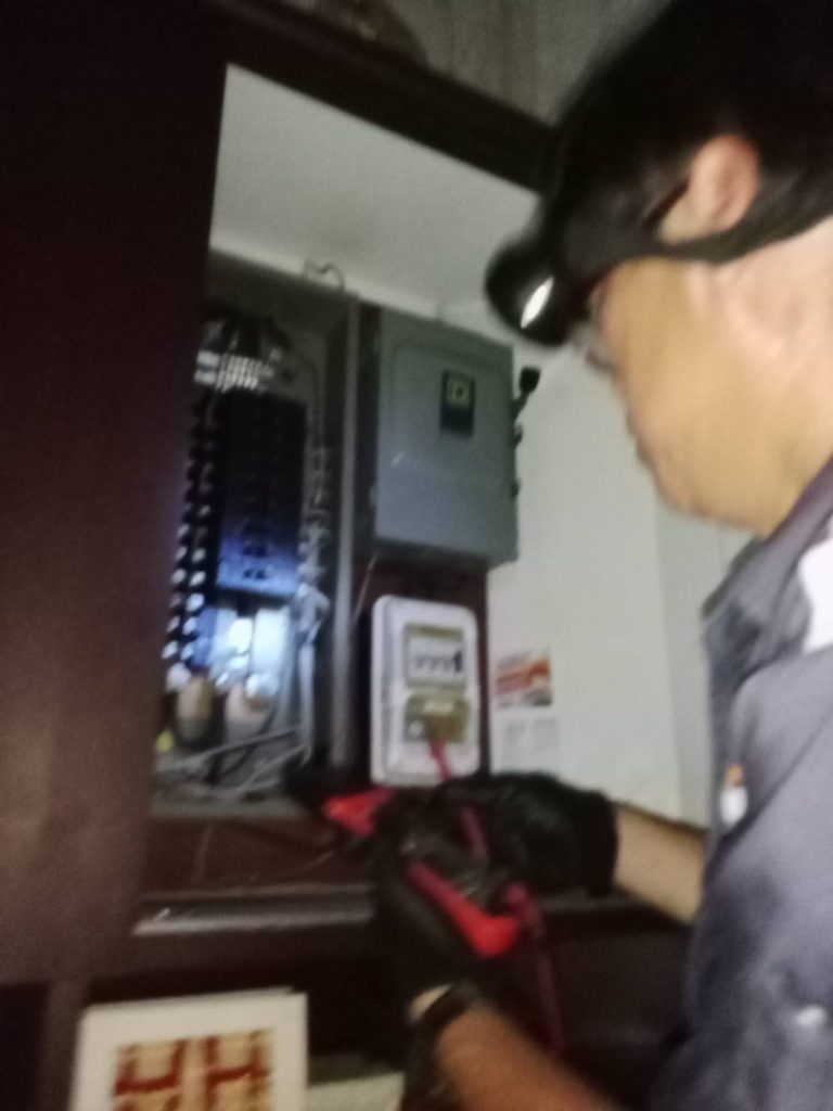 ตวจเช็กตู้ไฟ