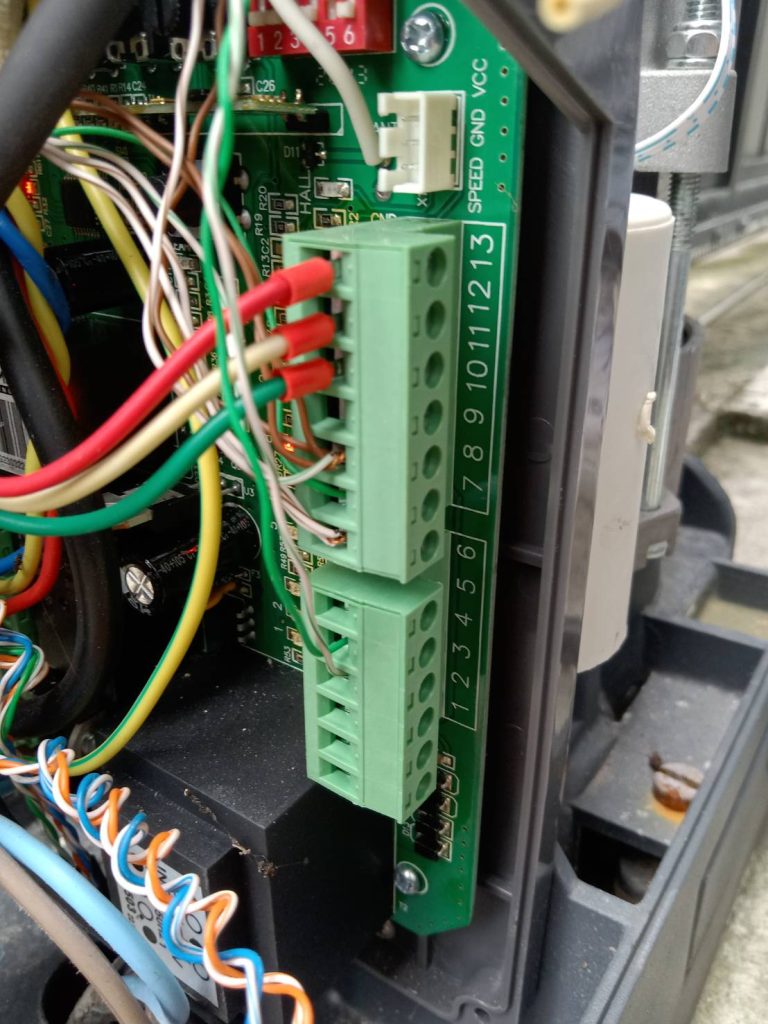 แผงวงจรมอเตอร์ประตูรีโมท