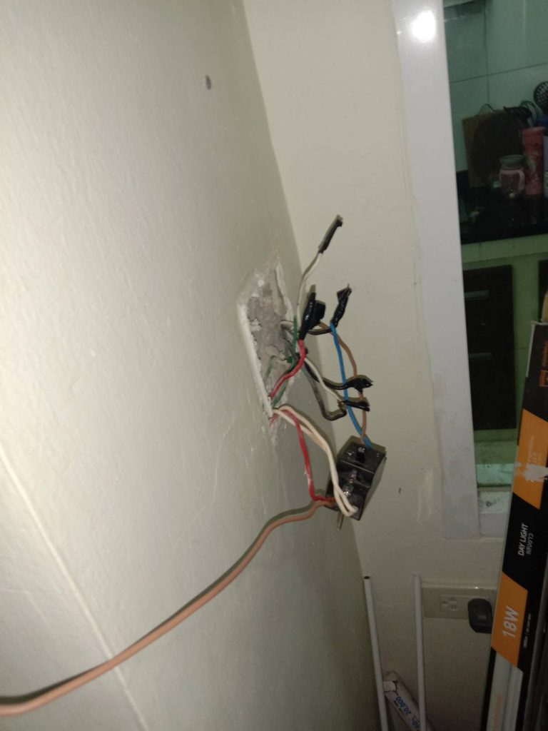 ตรวจเช็กเบรกเกอร์