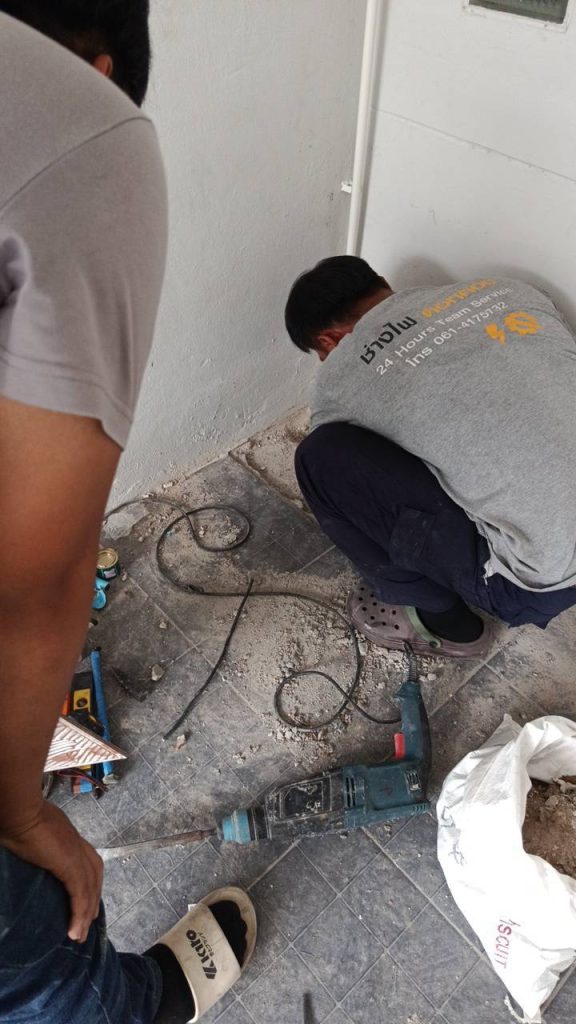 เจาะฝังแท่งกราวด์