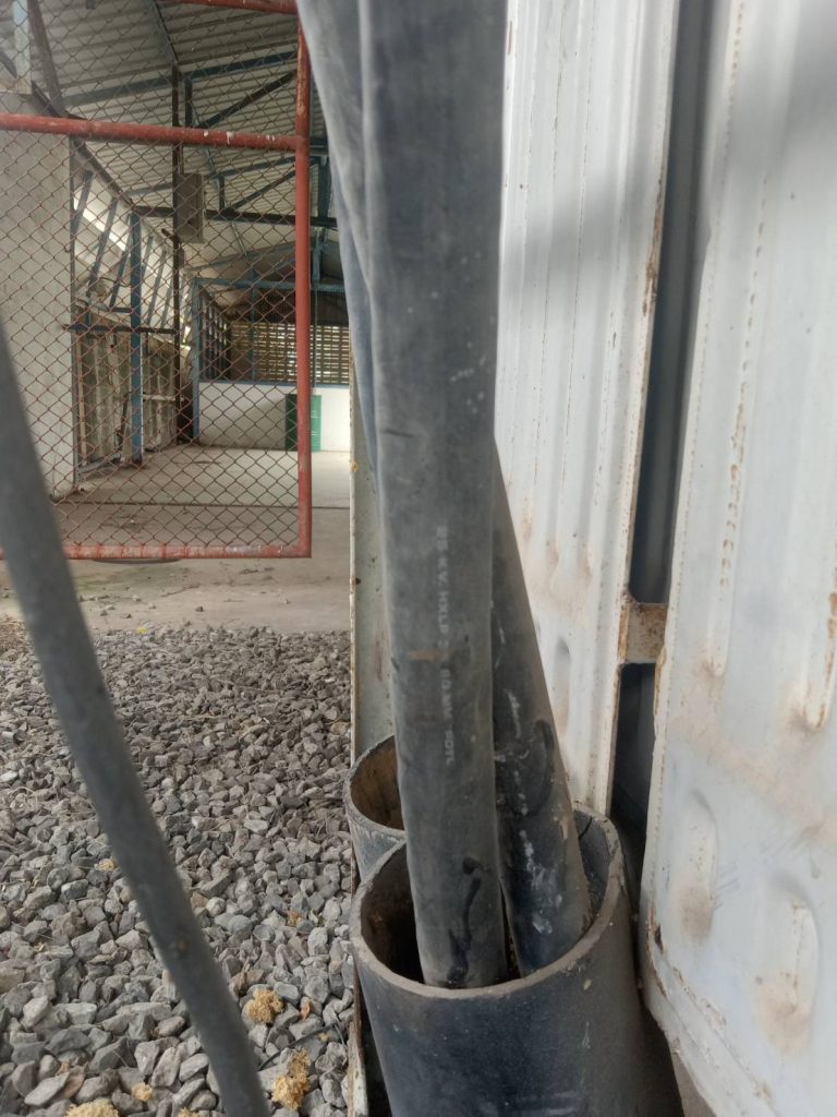 ท่อสายไฟ