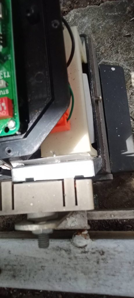 ติดตั้งมอเตอร์ประตูรีโมท