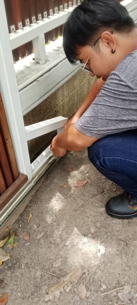 ติดตั้งมอเตอร์ประตูรีโมท