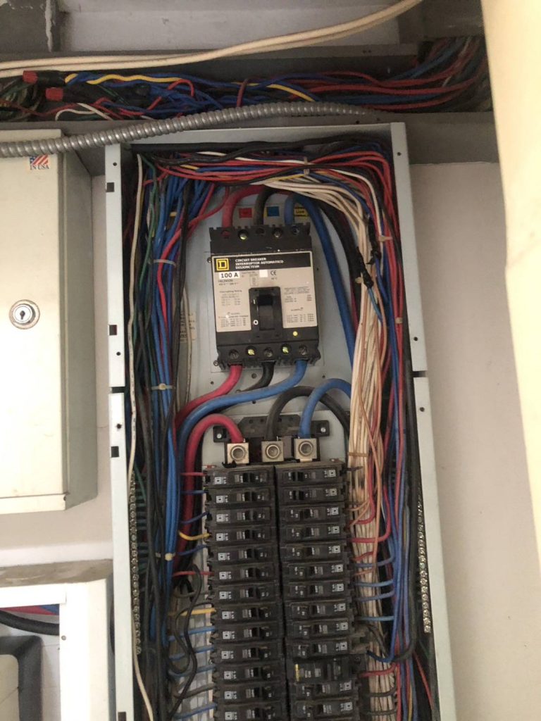 ตู้โหลดเซ็นเตอร์