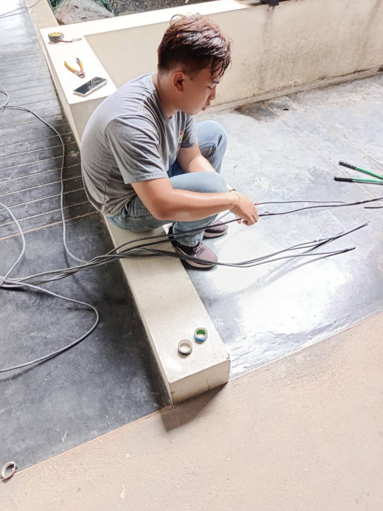 จัดเตรียมสายไฟ