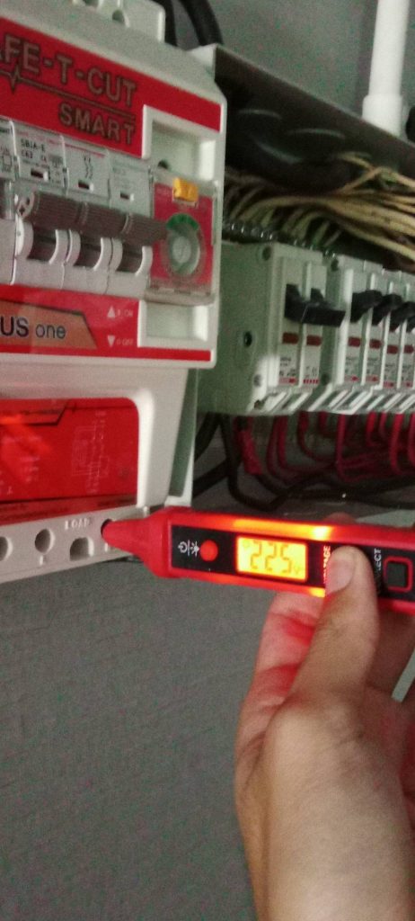 ตรวจเช็กเบรกเกอร์กันดูด