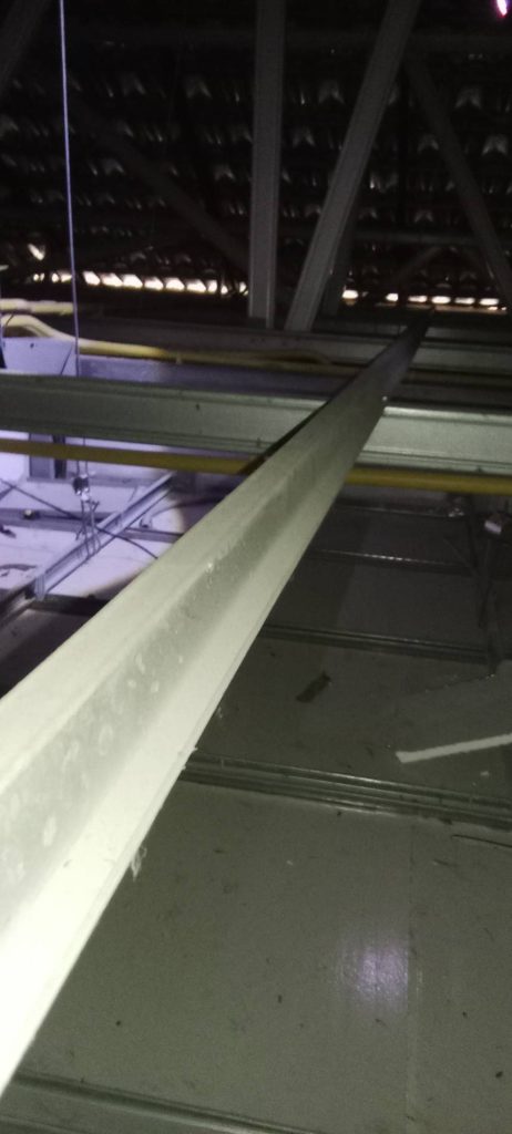 แนวท่อร้อยสายบนฝ้า