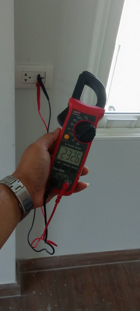 เช็กปลั๊กไฟ