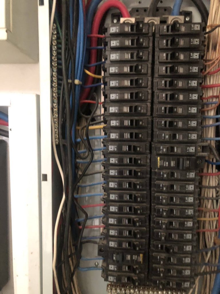 ตู้โหลดเซ็นเตอร์