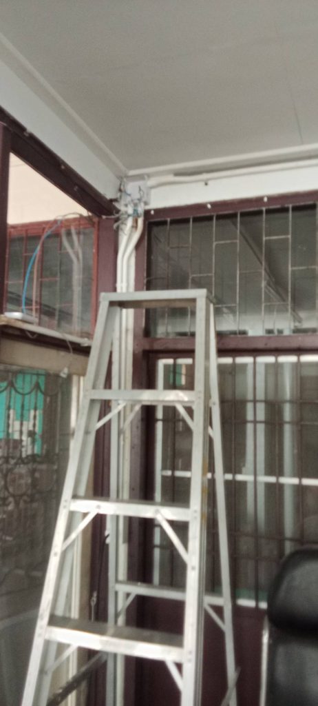 เดินท่อร้อยสาย