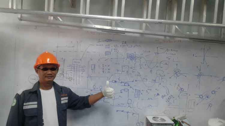 ช่างไฟในตำนาน