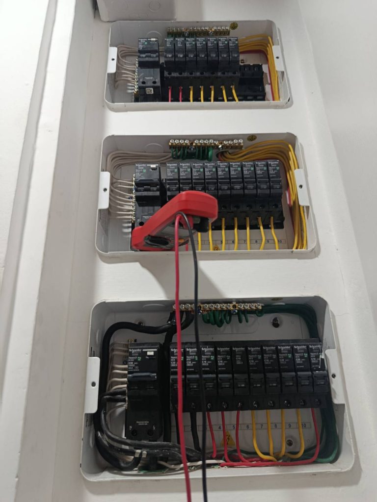 ตรวจเช็คตู้คอนซูมเมอร์ยูนิต