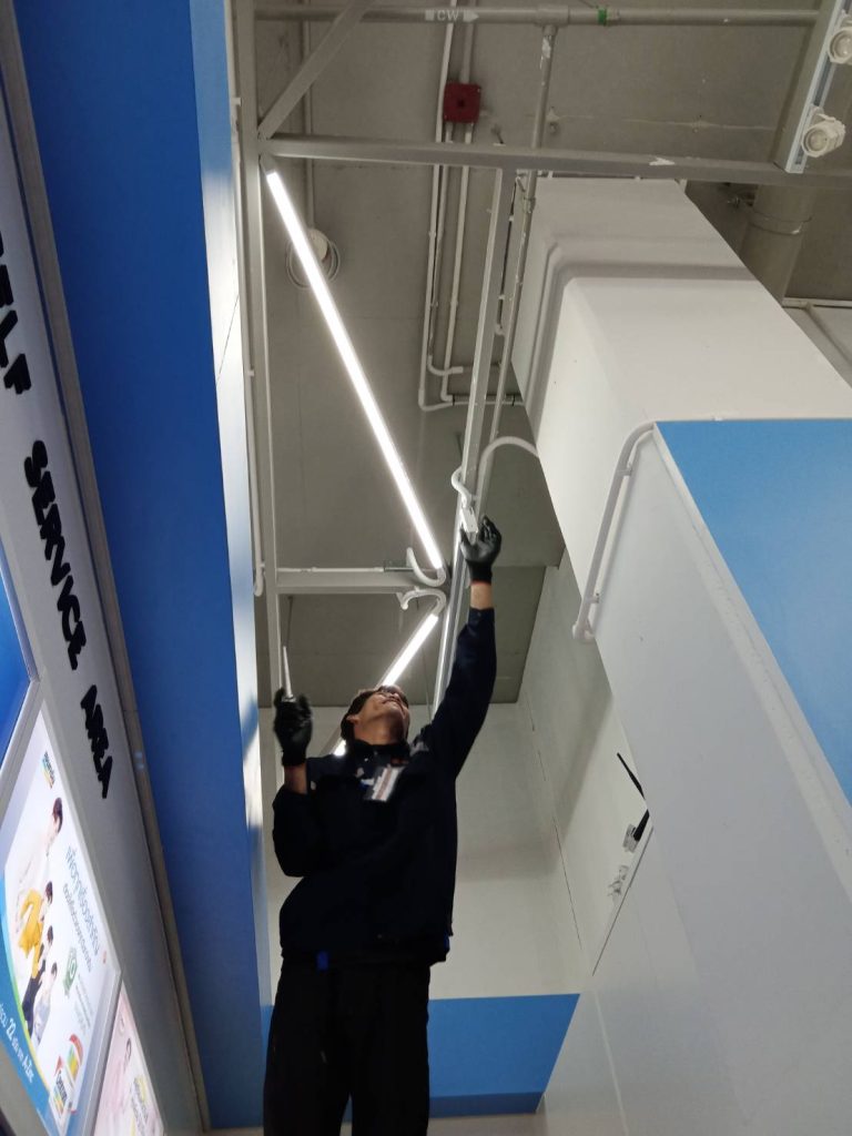 งานติดตั้งไฟแสงสว่าง