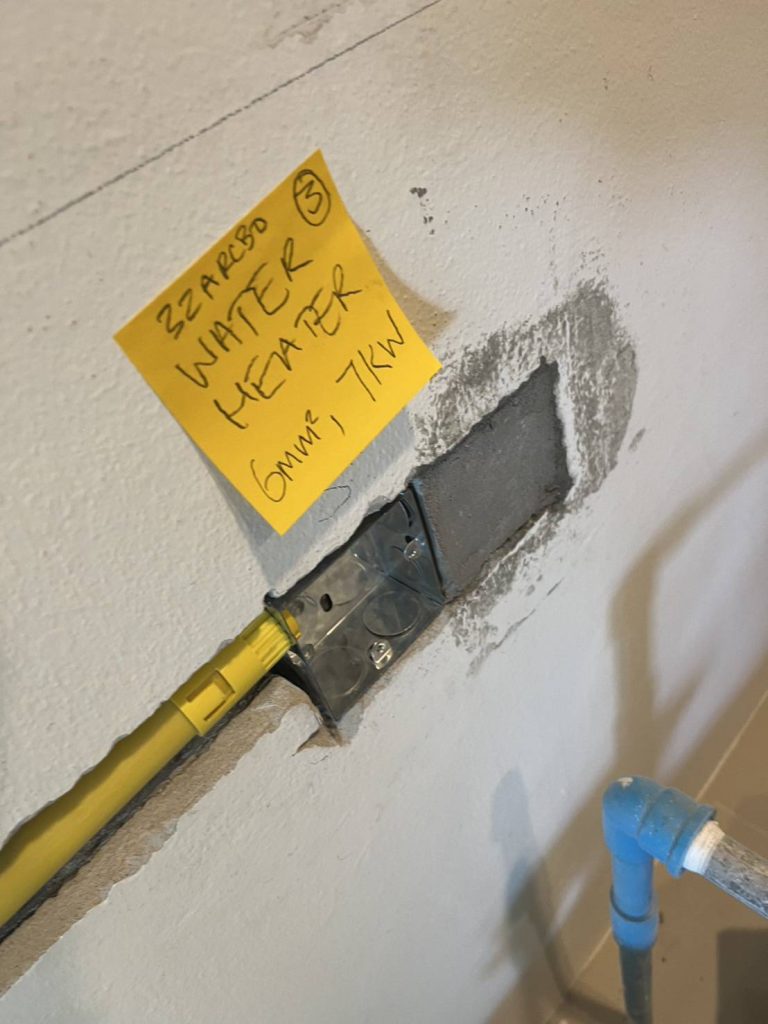 จุดติดตั้งสายไฟสำหรับเครื่องทำน้ำอุ่น