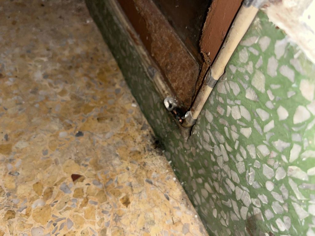 สายไฟช็อตไหม้