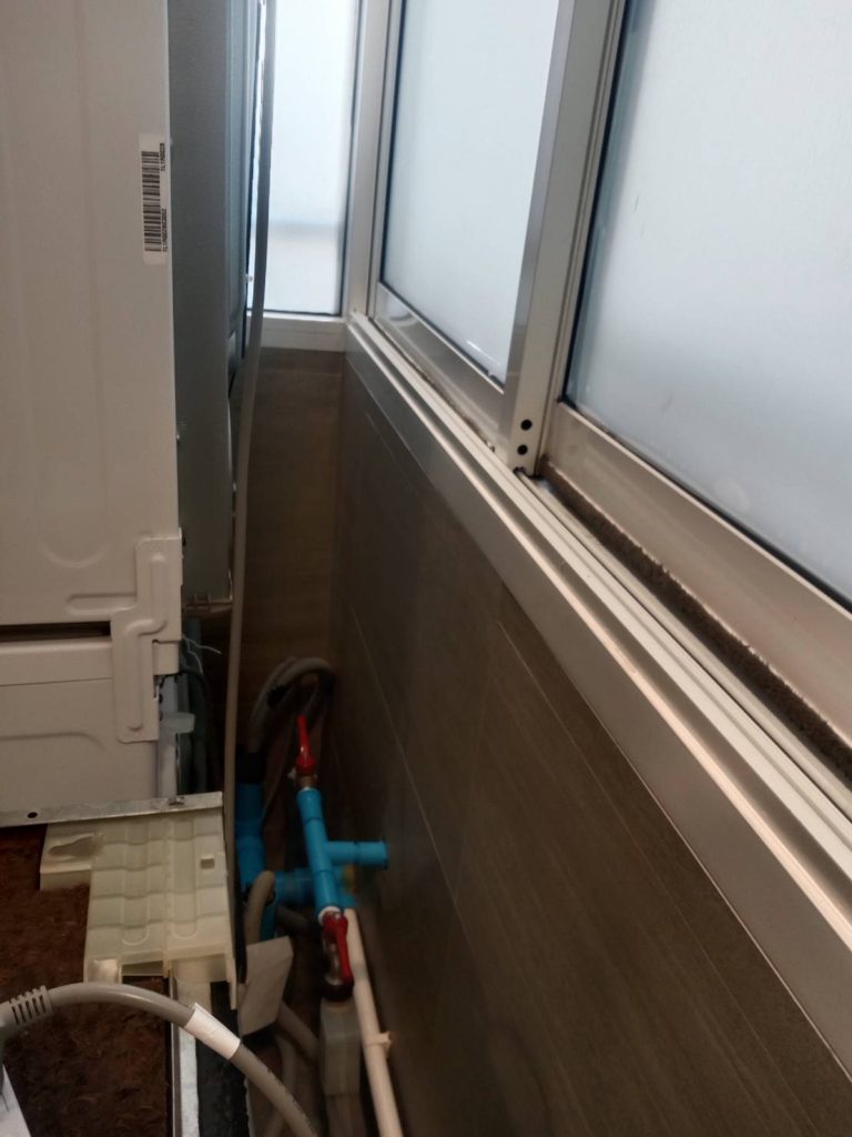 แนวท่อสายไฟ