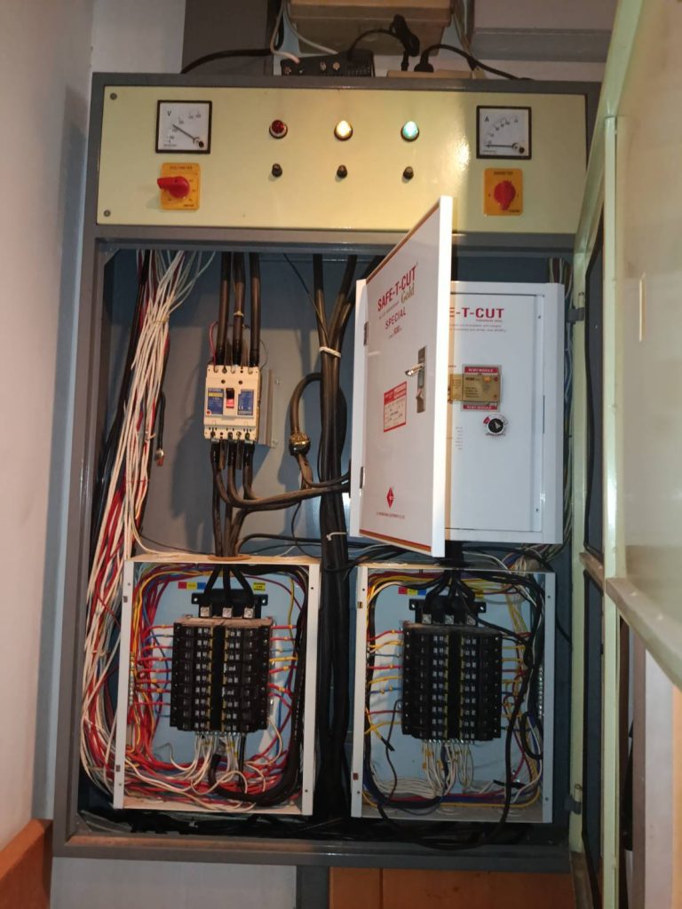 ตู้เมนไฟฟ้า