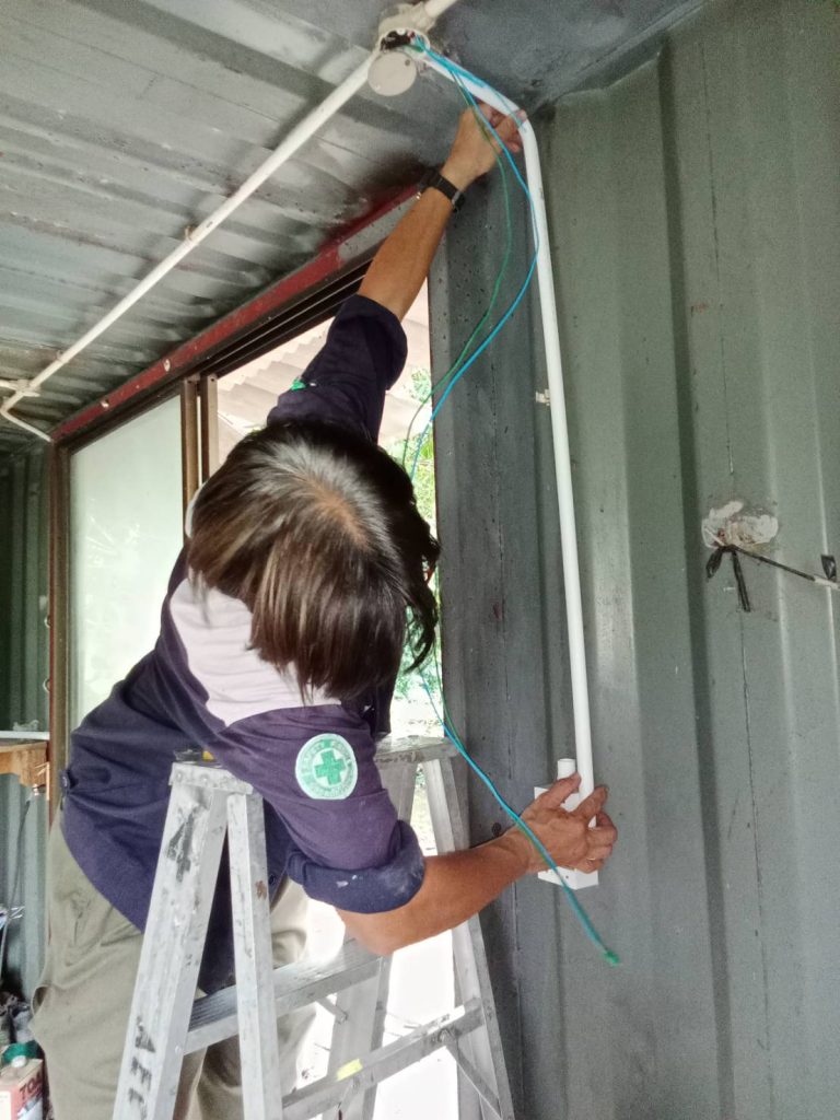 เดินท่อร้อยสาย