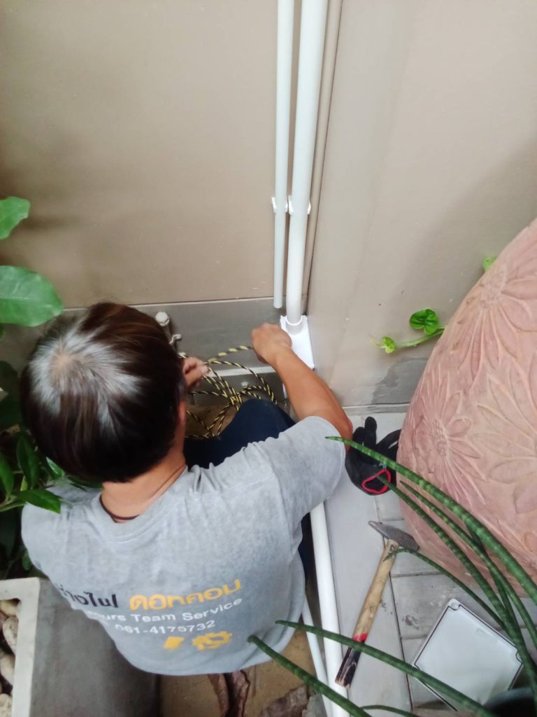 ช่างไฟฟ้า เดินท่อร้อยสาย