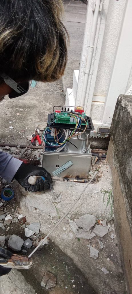 มอเตอร์ประตูรีโมท