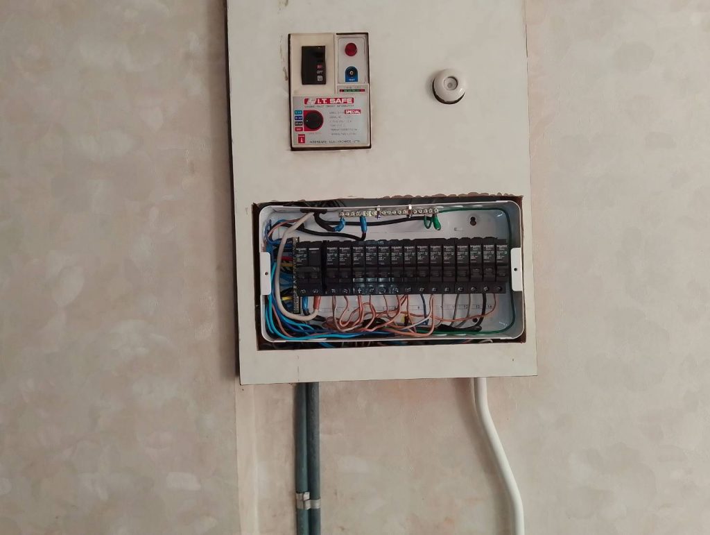 งานติดตั้งตู้คอนซูมเมอร์