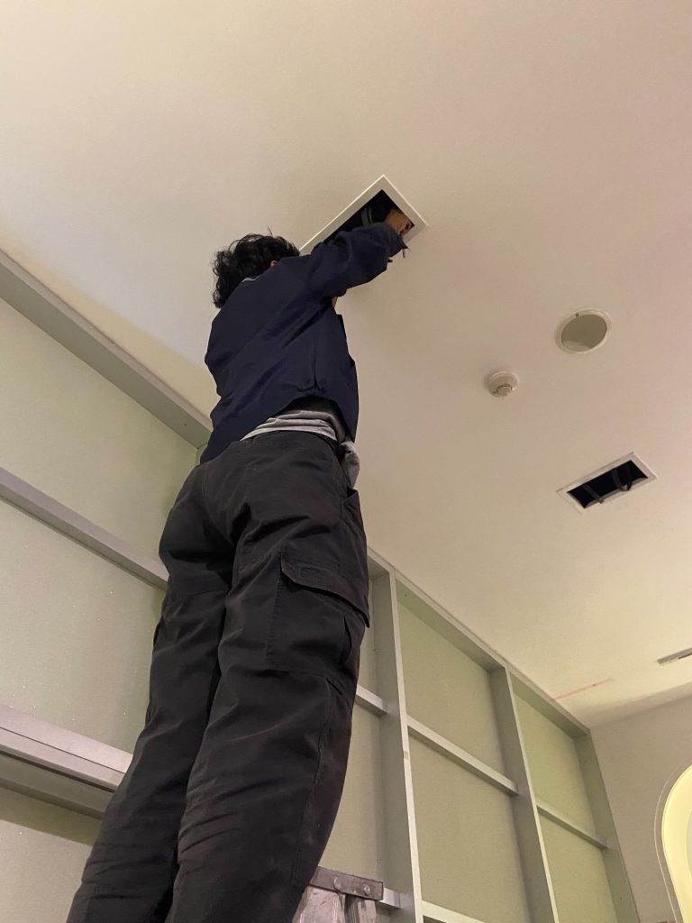 ติดตั้งไฟส่องสว่าง