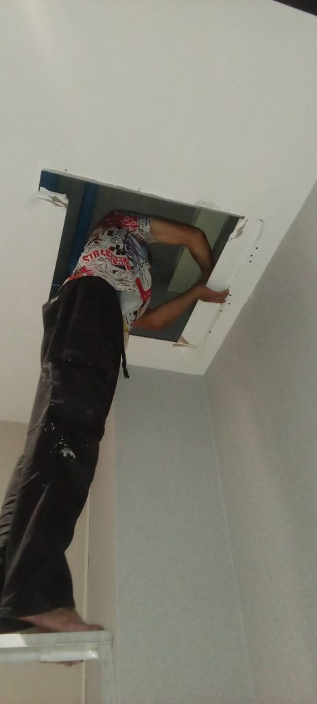 เจาะฝ้าทำช่องservice