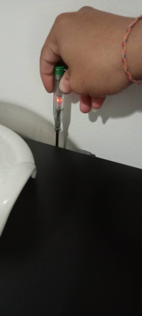 ตรวจหาจุดไฟรั่ว