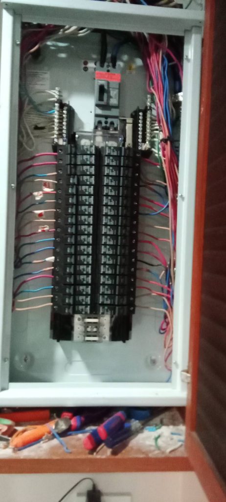 ตรวจเช็กตู้โหลดเซ็นเตอร์