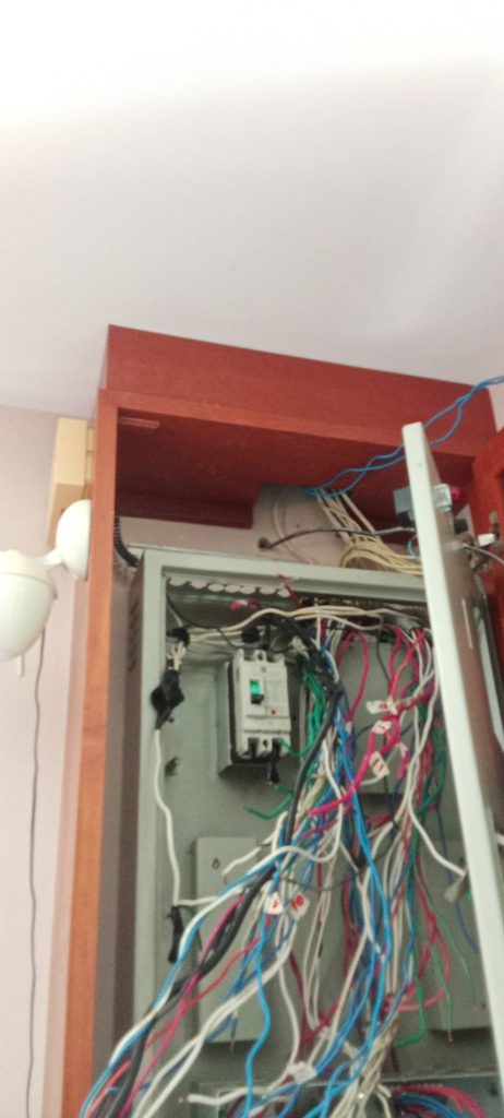 ติดตั้งตู้ไฟ