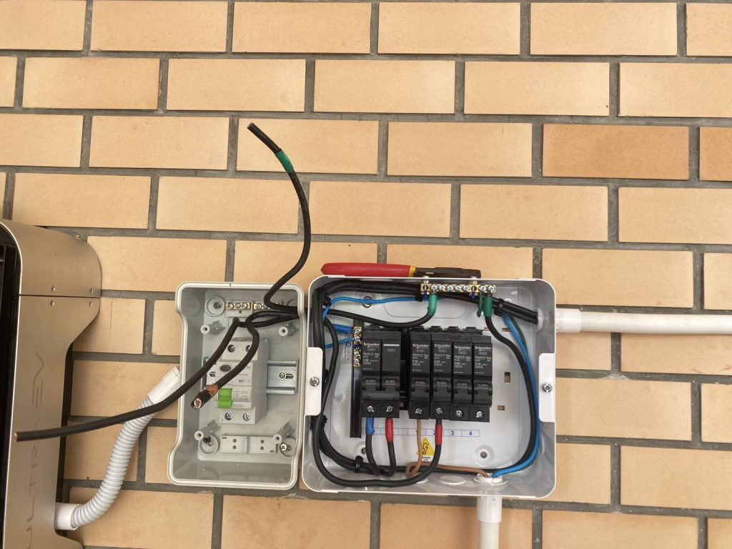 ติดตั้งคอนซูมเมอร์สำหรับ EV Charger