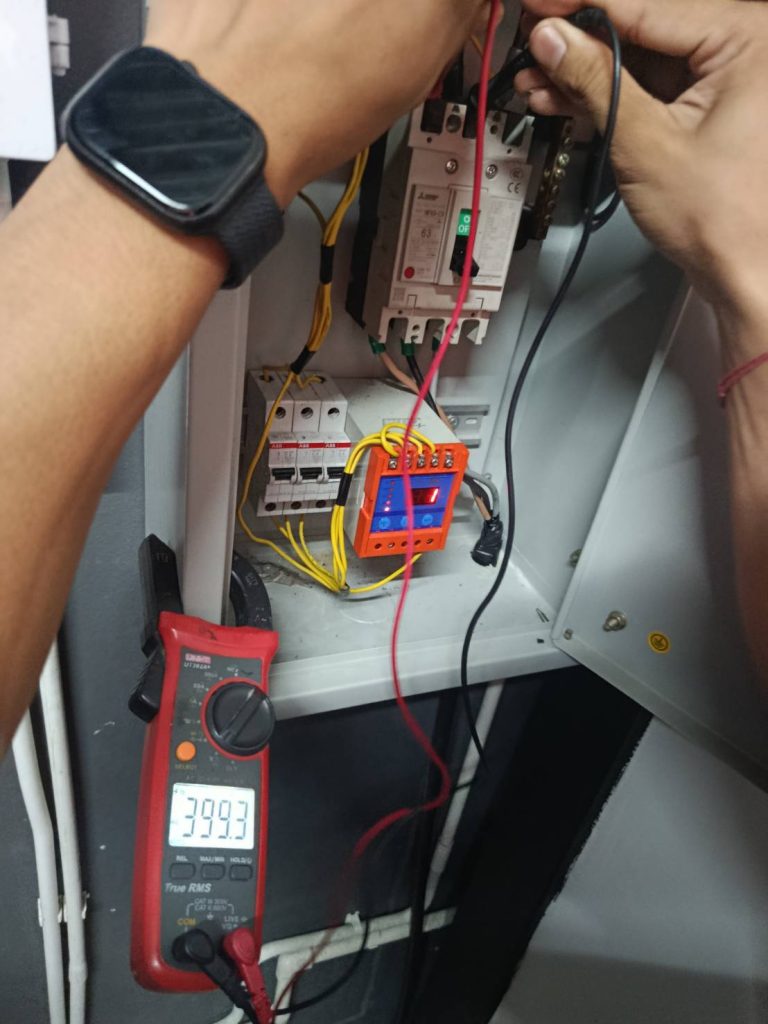 วัดไฟเมนเบรกเกอร์