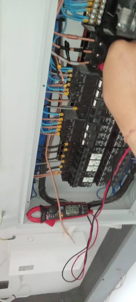 ตรวจเช็กตู้โหลดเซ็นเตอร์