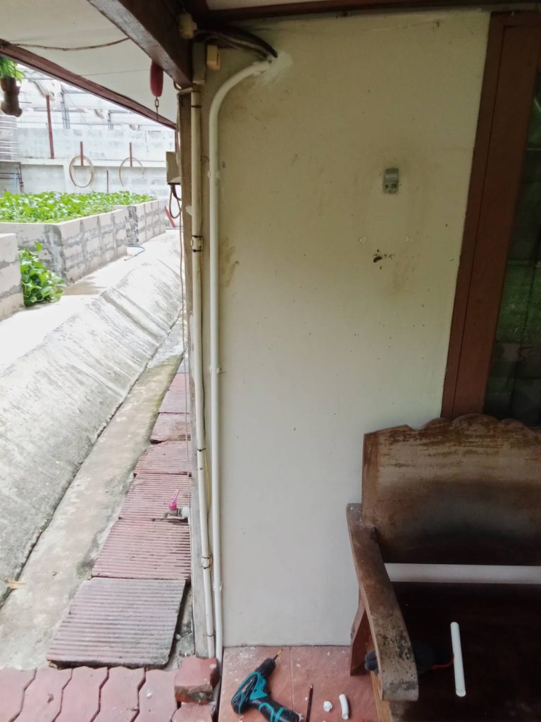 แนวท่อสายไฟ