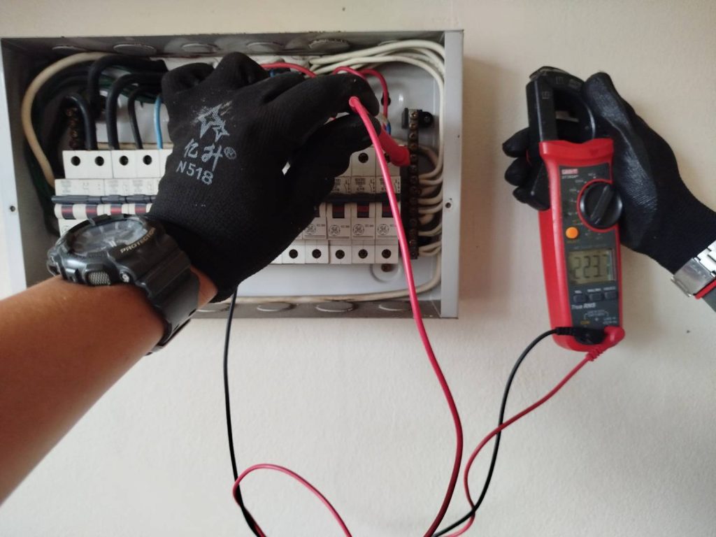 วัดไฟตู้คอนซูมเมอร์