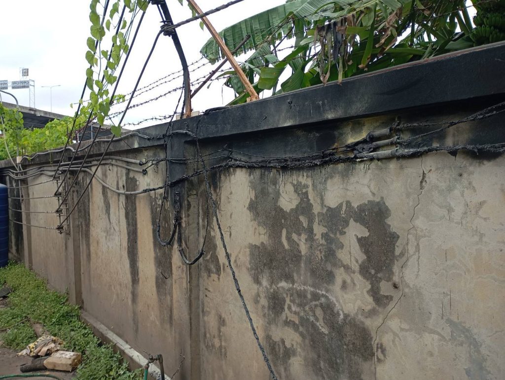 สายไฟเสียหายจากไฟไหม้