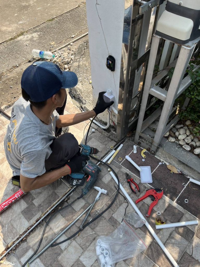 ซ่อมประตูรีโมท